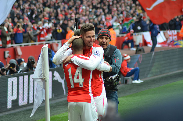 Theo Walcott v Aston Villa