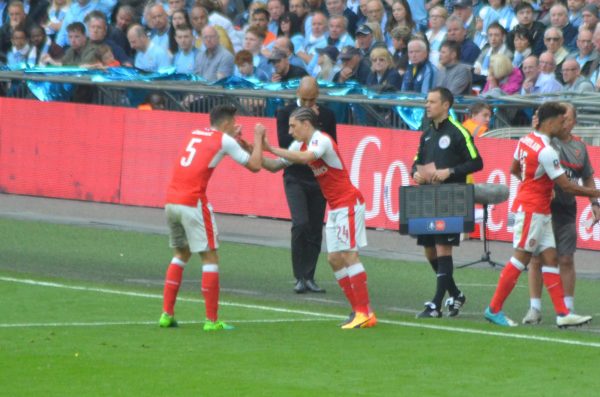 v Man City FAカップ 16-17 ウェンブリースタジアム Wembley Stadium ベジェリン ガブリエウ