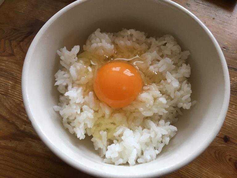 生卵 たまごかけご飯 TKG 鶏料理