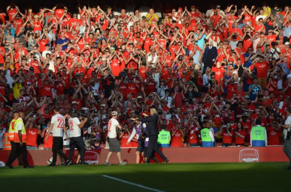 v バーンリー エミレーツ・スタジアム アーセン・ヴェンゲル Merci Arsene