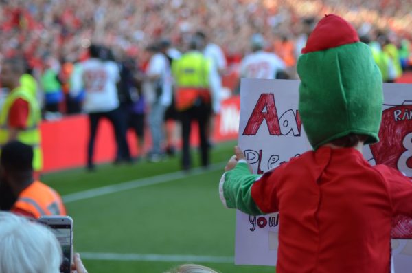 v バーンリー エミレーツ・スタジアム Merci Arsene セレモニー アーセン・ヴェンゲル