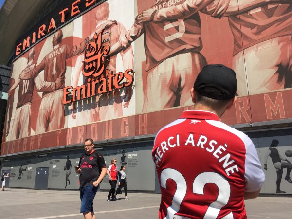 v バーンリー シャツ Merci Arsene エミレーツ・スタジアム Emirates Stadium