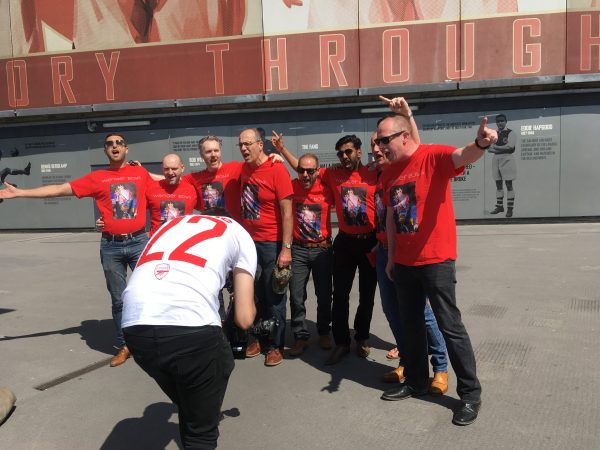 v バーンリー サポーター シャツ Merci Arsene エミレーツ・スタジアム Emirates Stadium