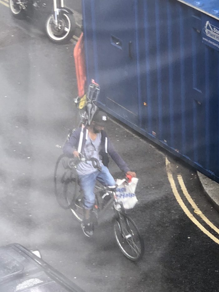 ロードバイク 自転車 盗難チャリパク タイヤ