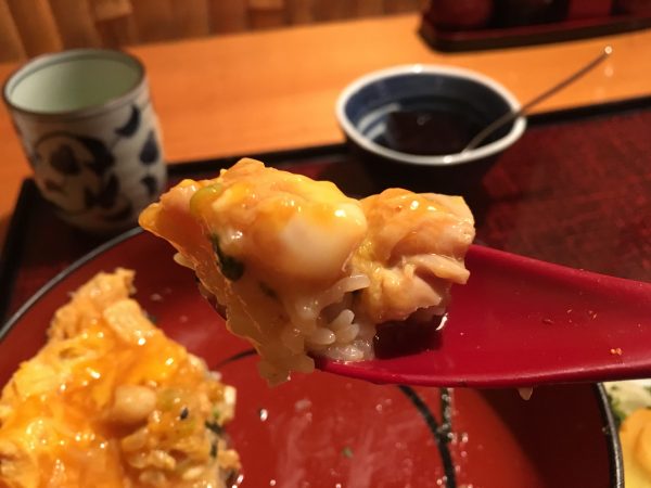 鳥茶屋 別邸 親子丼