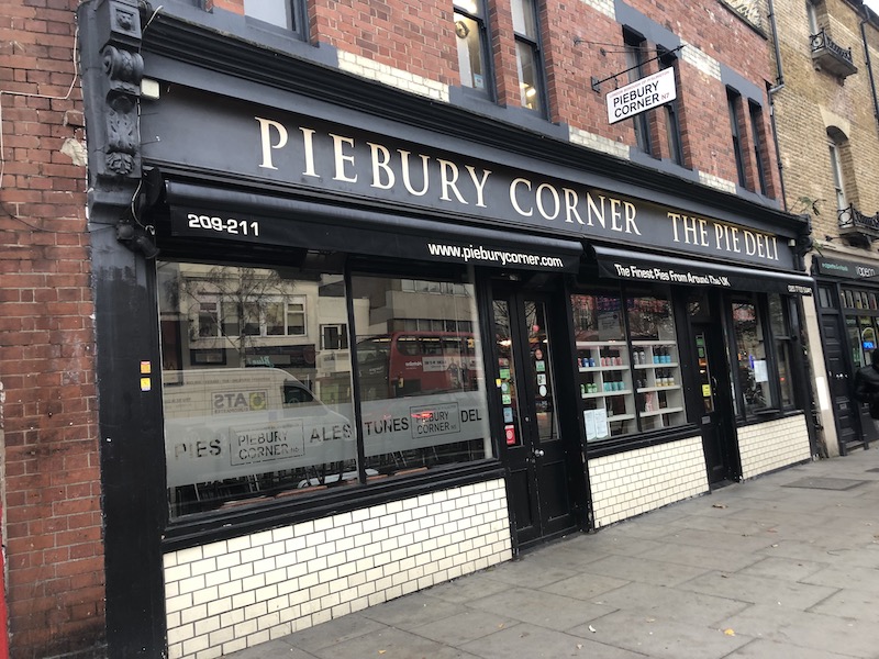 エミレーツへ行こう！ ロンドン レストラン PIEBURY CORNER