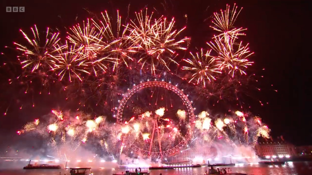 お正月 Newyear 花火